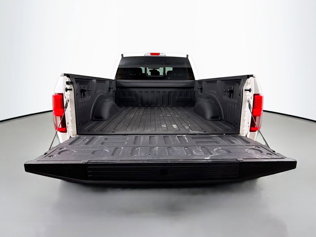 Used 2018 Ford F150 Lariat w/ Equipment Group 502A Luxury AWD/4WD image 30