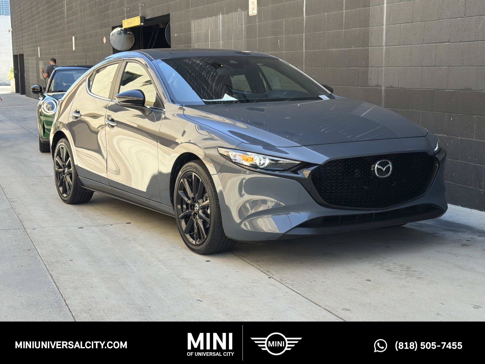 Used 2023 MAZDA MAZDA3 s FWD image 1