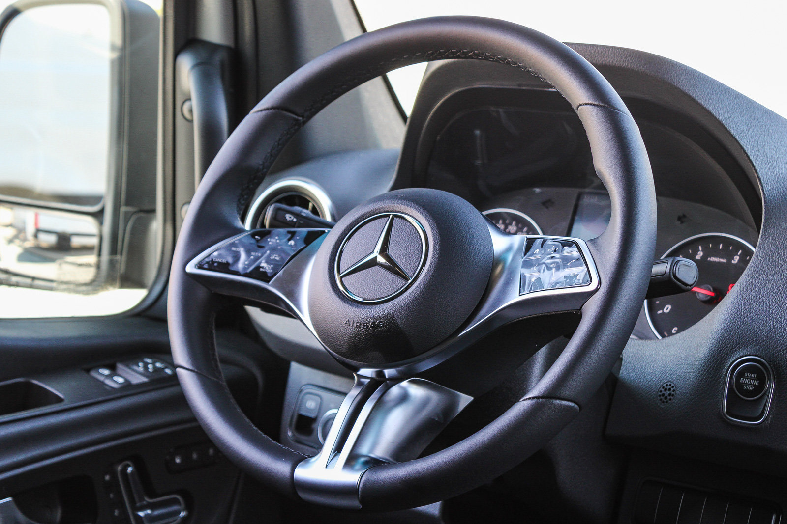 New 2025 Mercedes-Benz Sprinter 2500 image 17