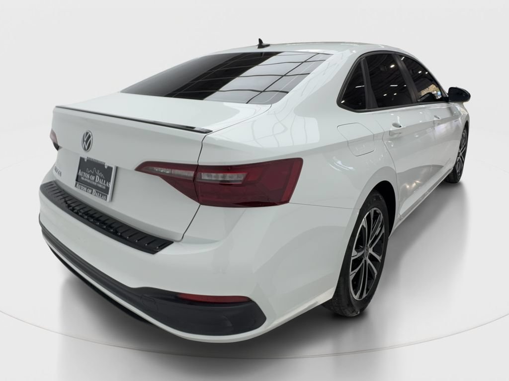 Used 2024 Volkswagen Jetta Sport FWD image 7