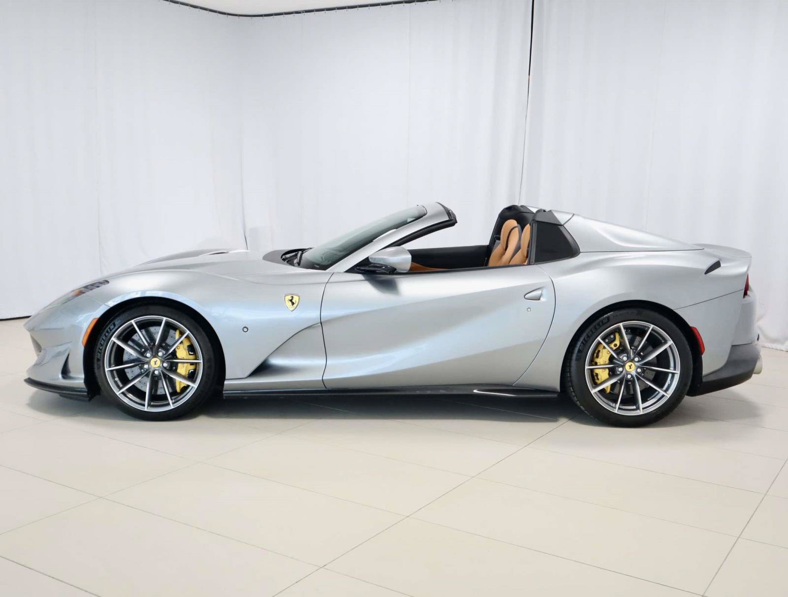 Certified 2021 Ferrari 812 GTS RWD image 2