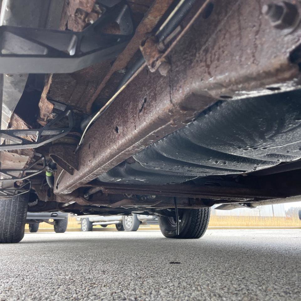 Used 2003 Chevrolet Avalanche 4x4 w/ Suspension Package, Off-Road image 29