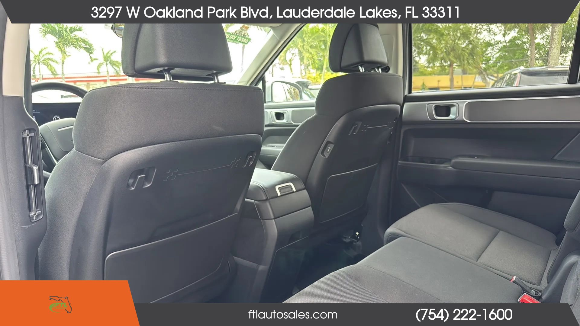 Used 2025 Hyundai Santa Fe SE FWD image 24