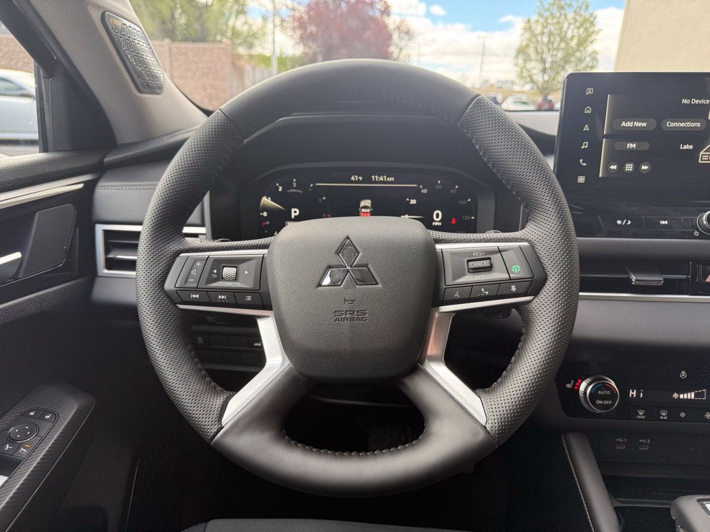 New 2026 Mitsubishi Outlander SE AWD/4WD image 8