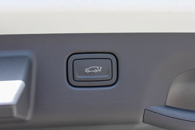New 2026 Hyundai Kona Limited FWD image 9