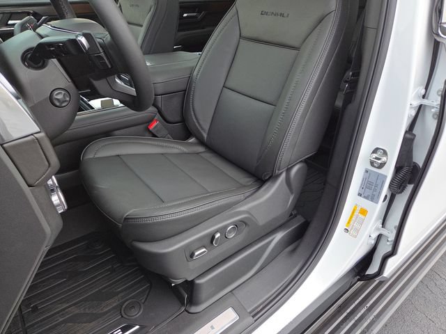New 2026 GMC Yukon XL Denali w/ Sun & Power Step Package AWD/4WD image 27