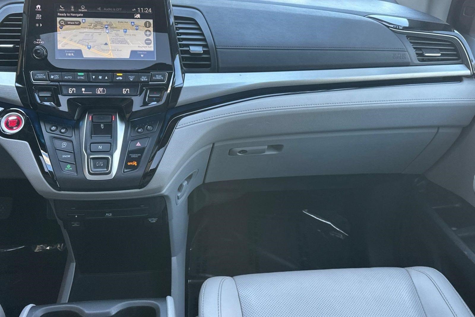 Used 2018 Honda Odyssey Elite image 33