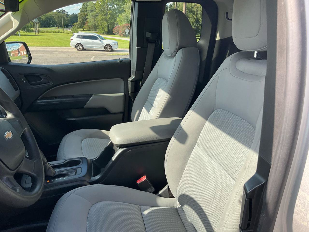 Used 2019 Chevrolet Colorado W/T RWD image 18