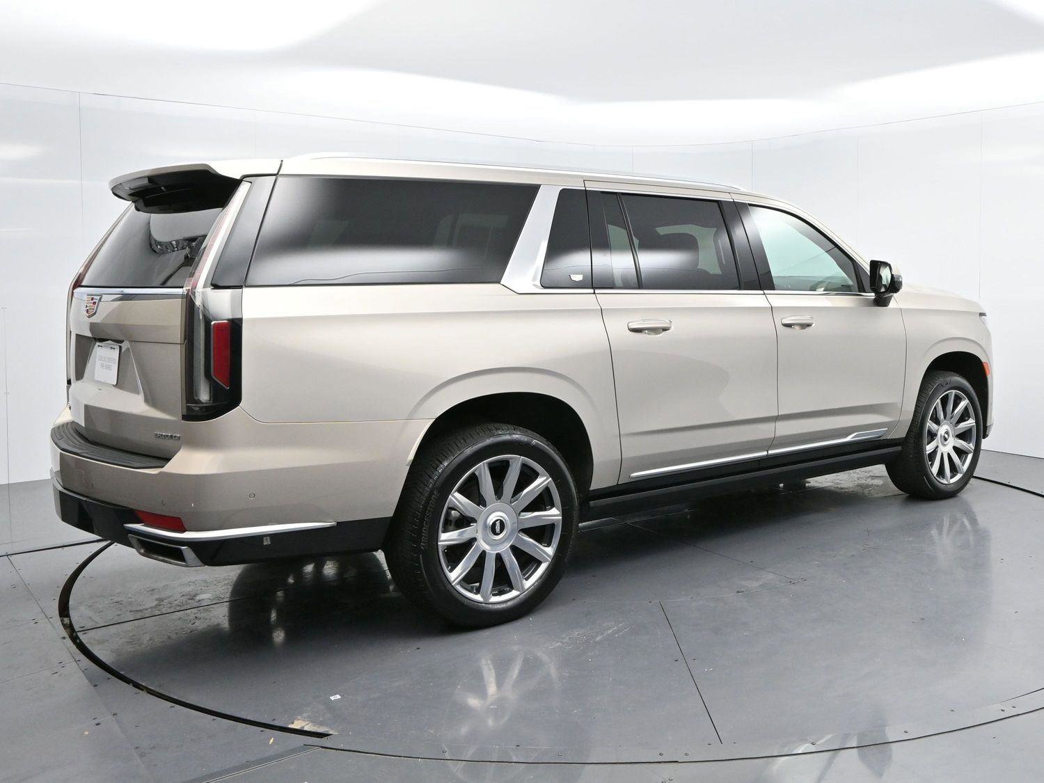 Certified 2024 Cadillac Escalade ESV Premium Luxury Platinum w/ Heavy-Duty Trailer Package image 7