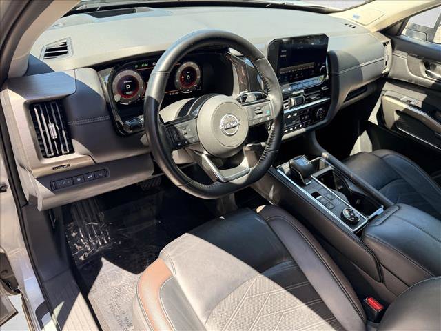Used 2022 Nissan Pathfinder Platinum w/ Cargo Package AWD/4WD image 13