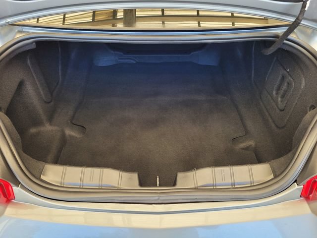 Used 2023 Chevrolet Camaro LT RWD image 33