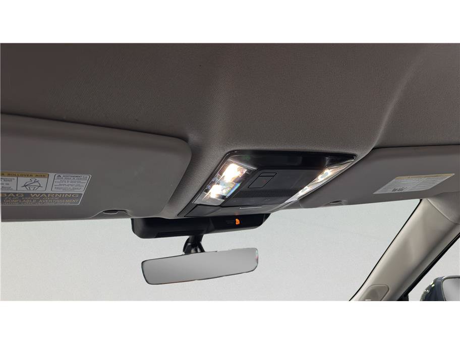 Used 2025 Mitsubishi Outlander ES FWD image 33
