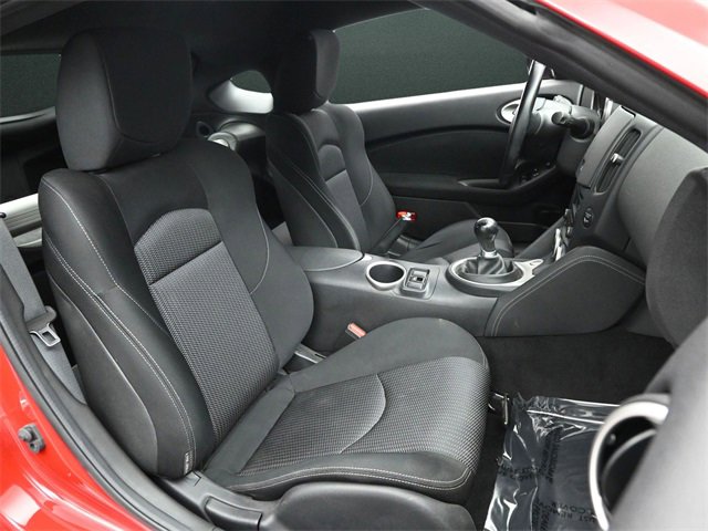 Used 2020 Nissan 370Z w/ Sport Package image 16