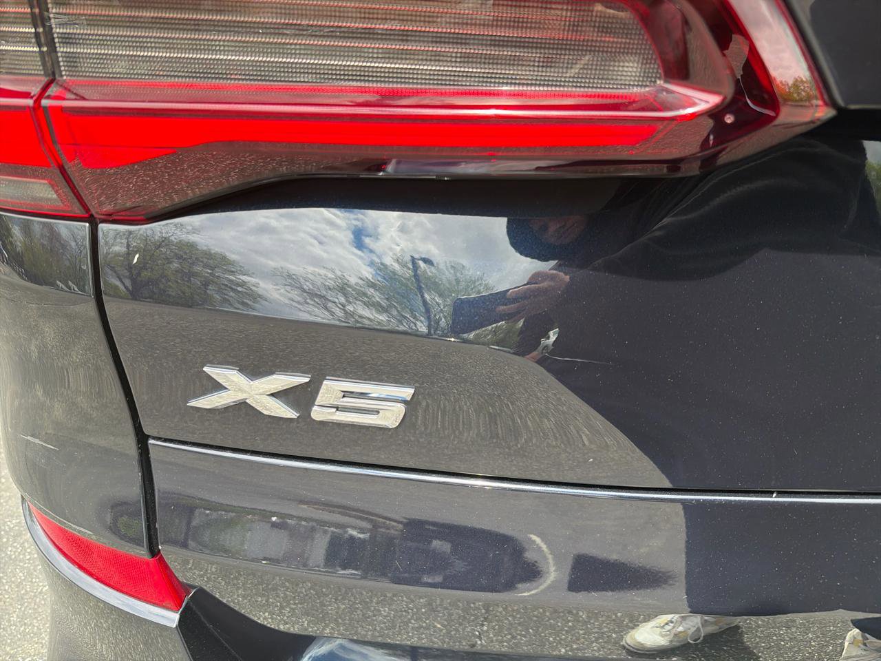 Used 2022 BMW X5 xDrive40i w/ M Sport Package AWD/4WD image 9