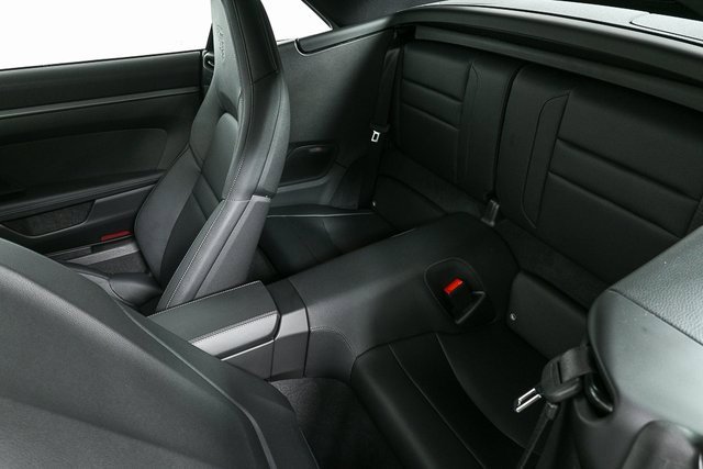 Certified 2025 Porsche 911 Carrera image 9