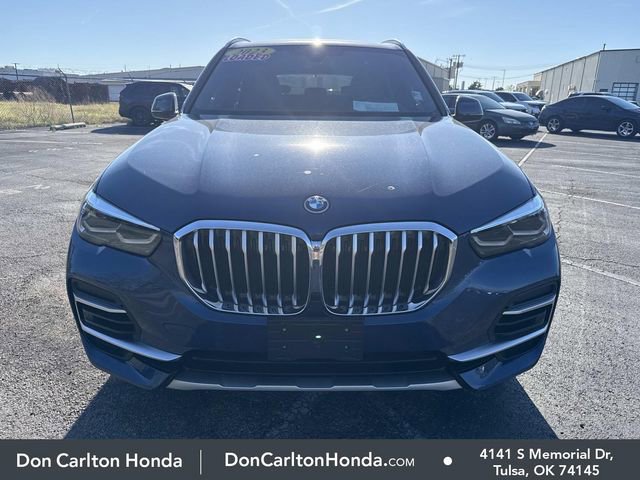 Used 2023 BMW X5 xDrive45e w/ Luxury Seating Package image 2