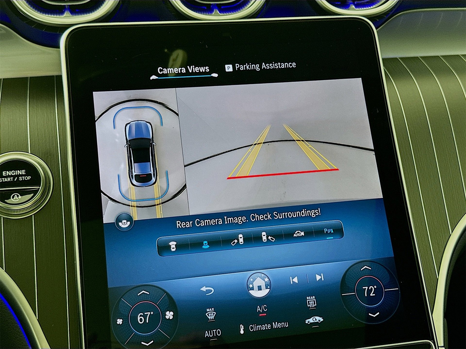 Used 2025 Mercedes-Benz GLC 300 4MATIC image 15