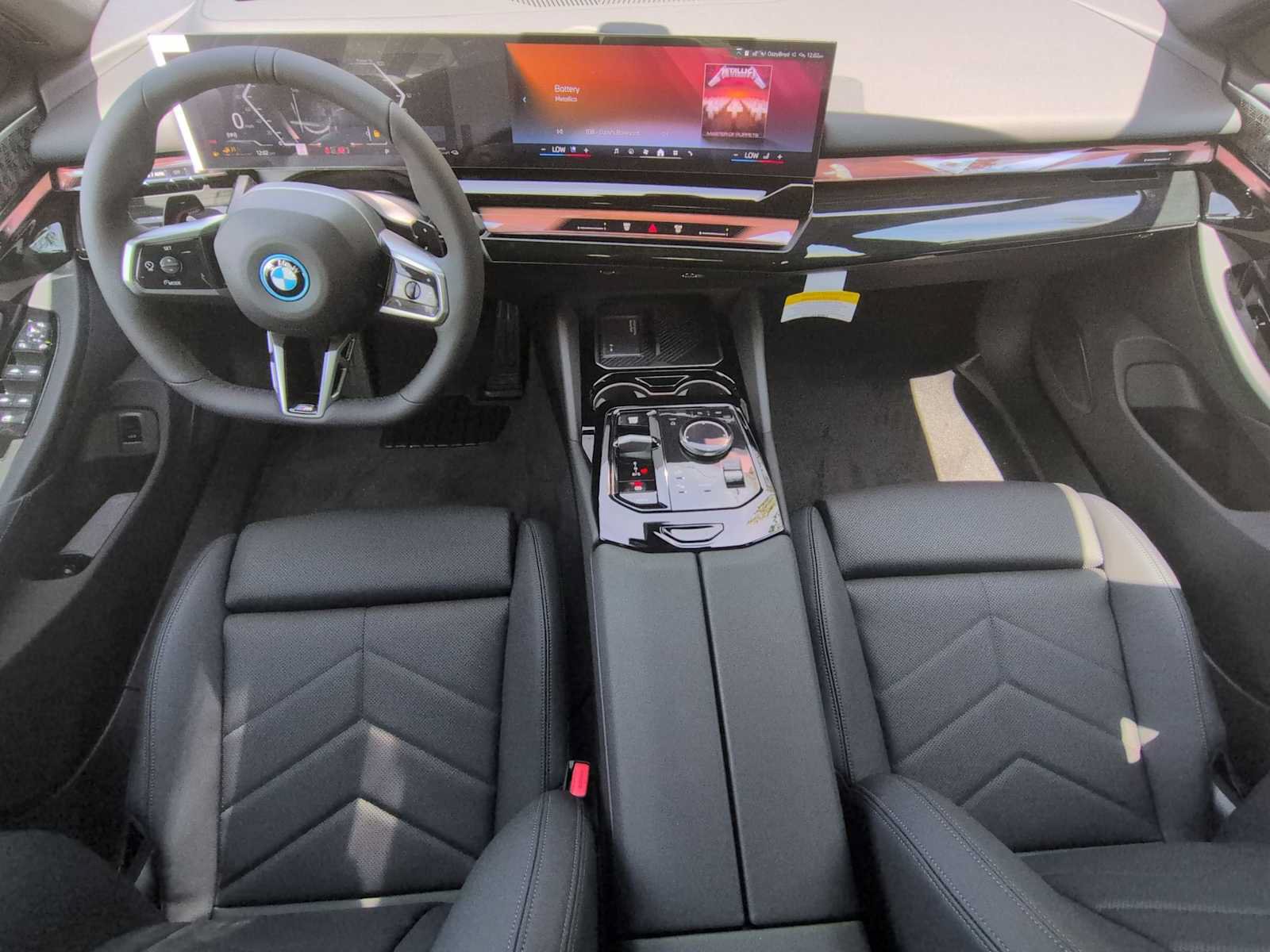 New 2027 BMW 550e xDrive AWD/4WD image 15