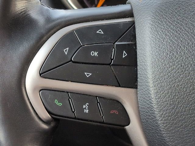 Certified 2021 Jeep Grand Cherokee Laredo w/ Security & Convenience Group image 30