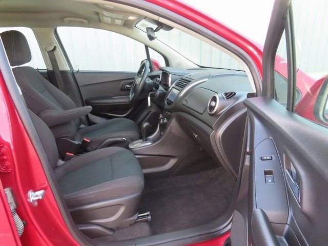 Used 2015 Chevrolet Trax LS image 21