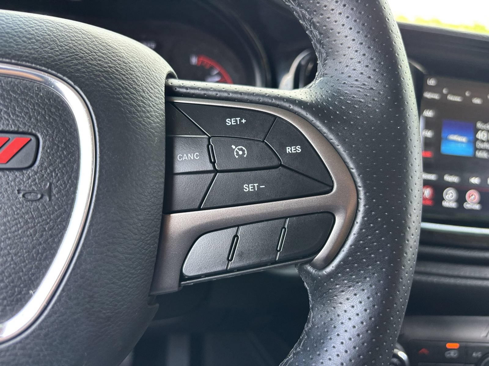 Used 2021 Dodge Durango SXT AWD/4WD image 28