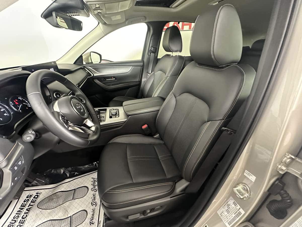 Used 2026 MAZDA CX-90 3.3 Turbo w/ Preferred Package AWD/4WD image 27