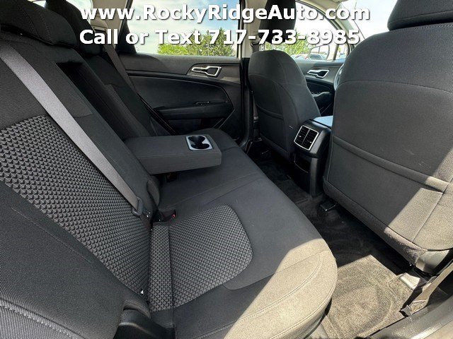 Used 2023 Kia Sportage LX AWD/4WD image 14