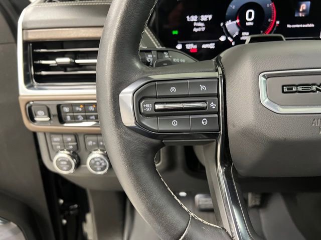 Used 2025 GMC Yukon Denali Ultimate w/ LPO, Floor Liner Package AWD/4WD image 28