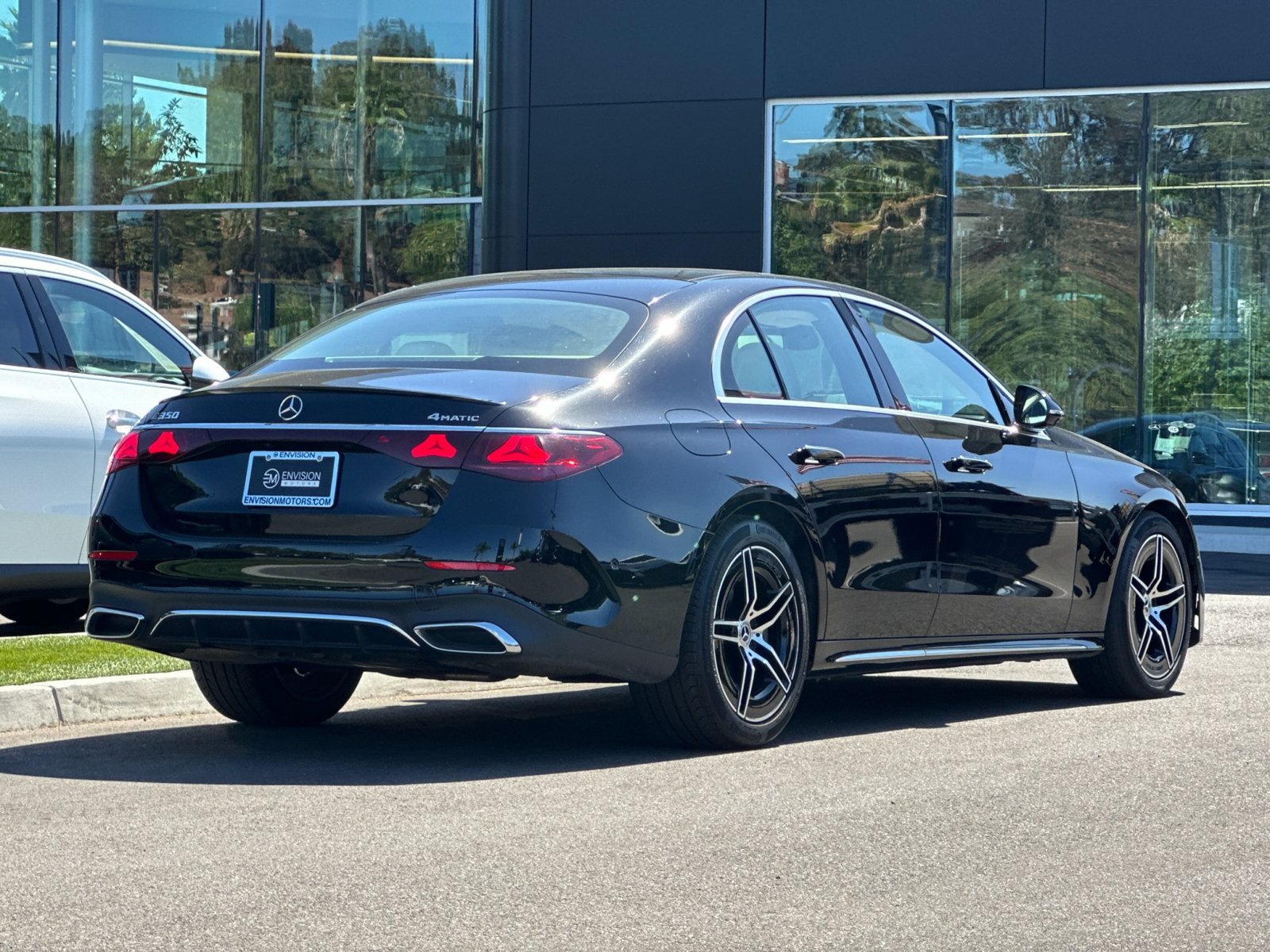 Certified 2024 Mercedes-Benz E 350 4MATIC Sedan image 3
