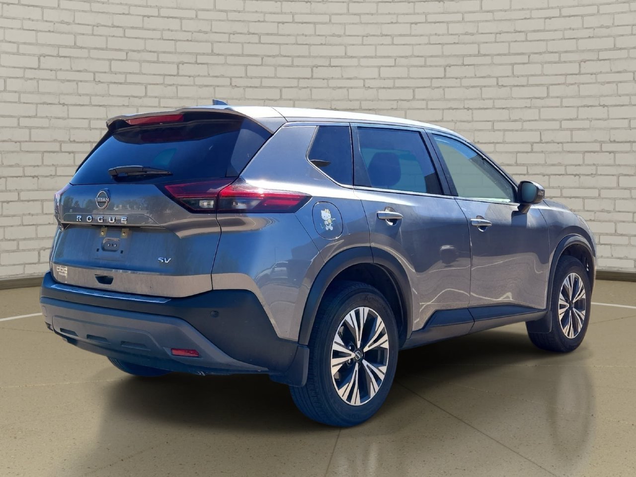 Used 2023 Nissan Rogue SV FWD image 5