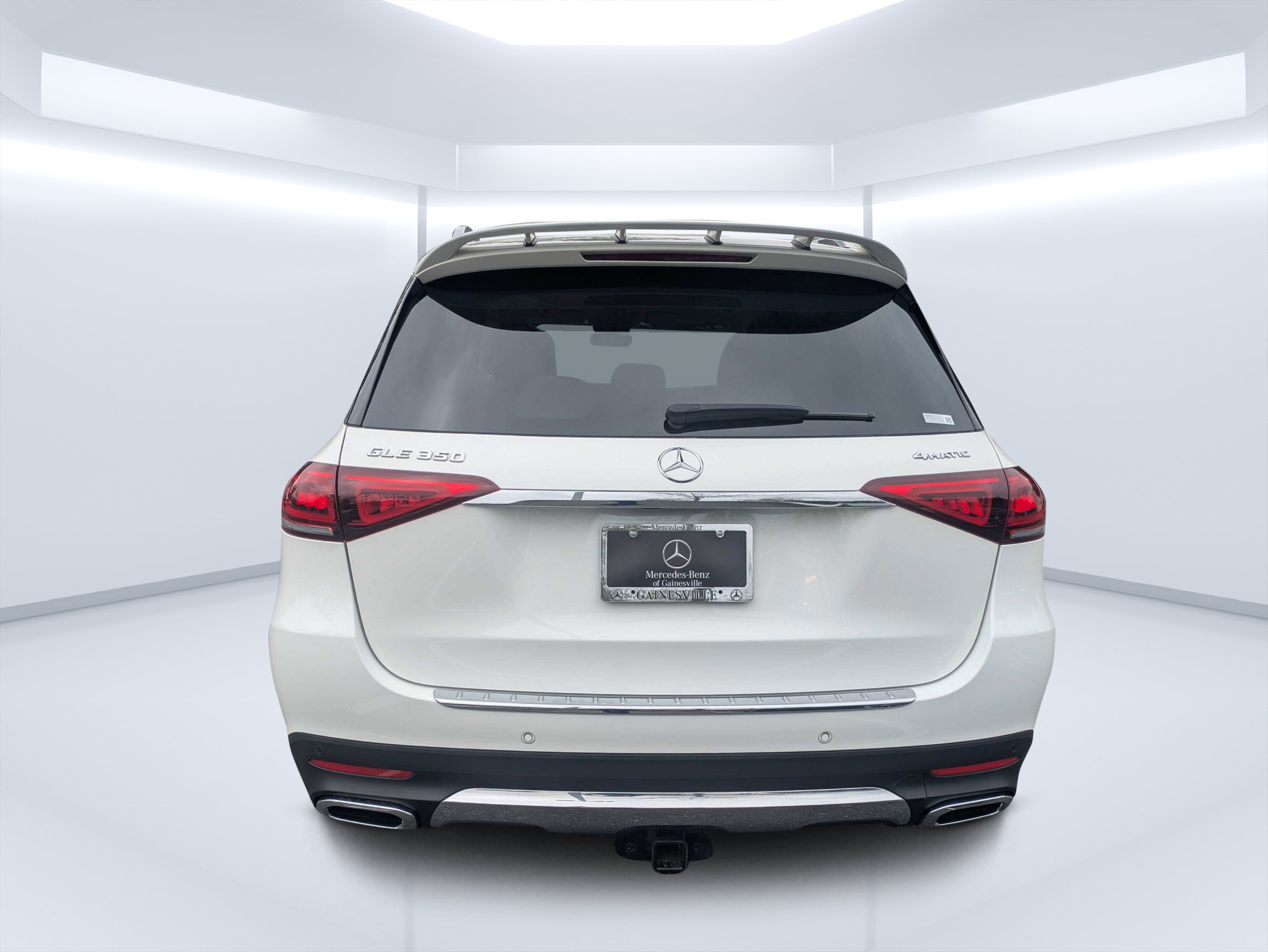 Used 2021 Mercedes-Benz GLE 350 4MATIC image 4