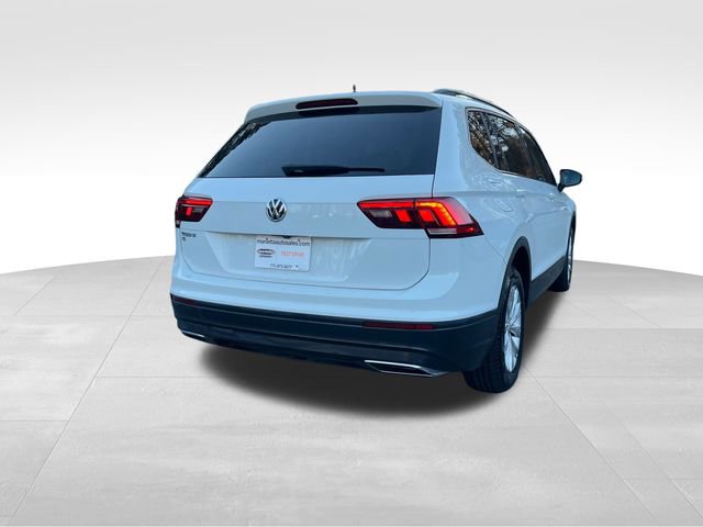 Used 2019 Volkswagen Tiguan SE w/ Panoramic Sunroof Package image 5