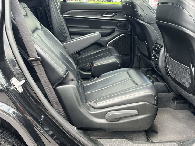 Used 2021 Jeep Grand Cherokee L Limited AWD/4WD image 24
