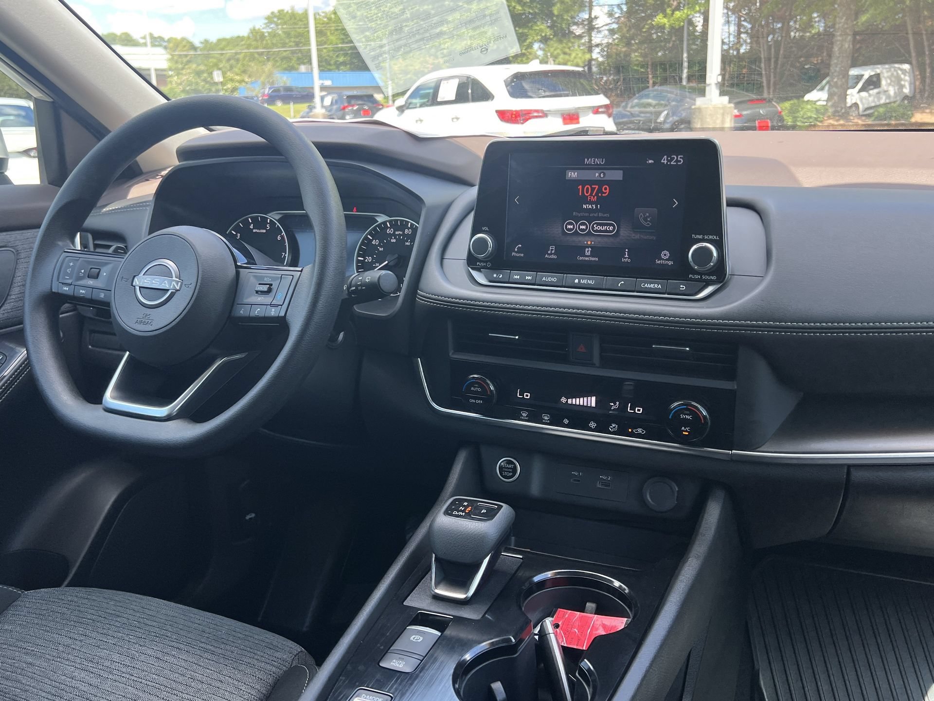 Certified 2023 Nissan Rogue SV FWD image 5