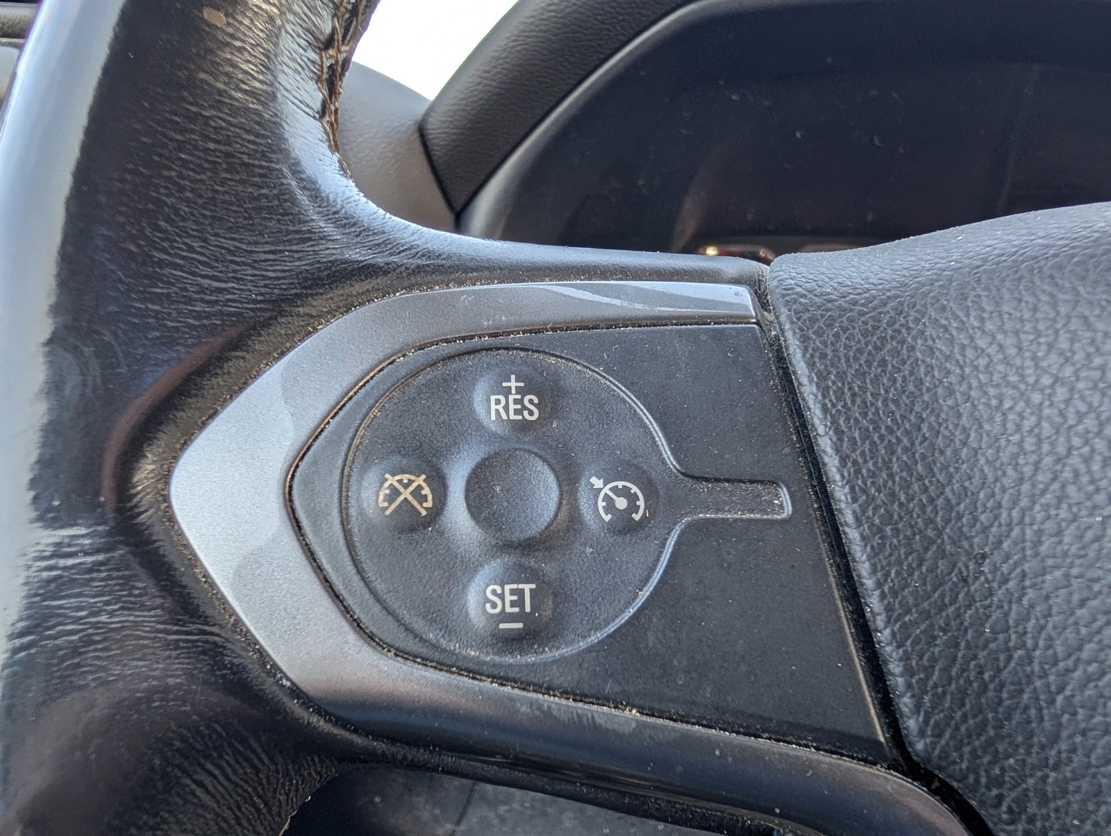 Used 2016 Chevrolet Silverado 1500 LT image 12