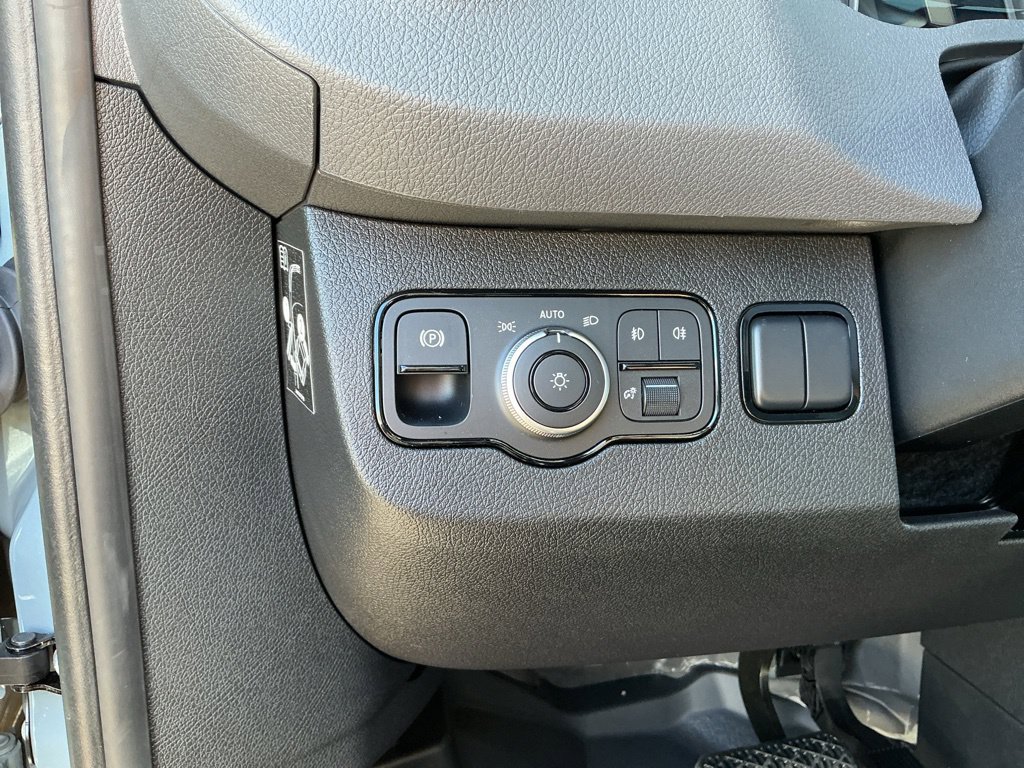 New 2026 Mercedes-Benz Sprinter 2500 image 18