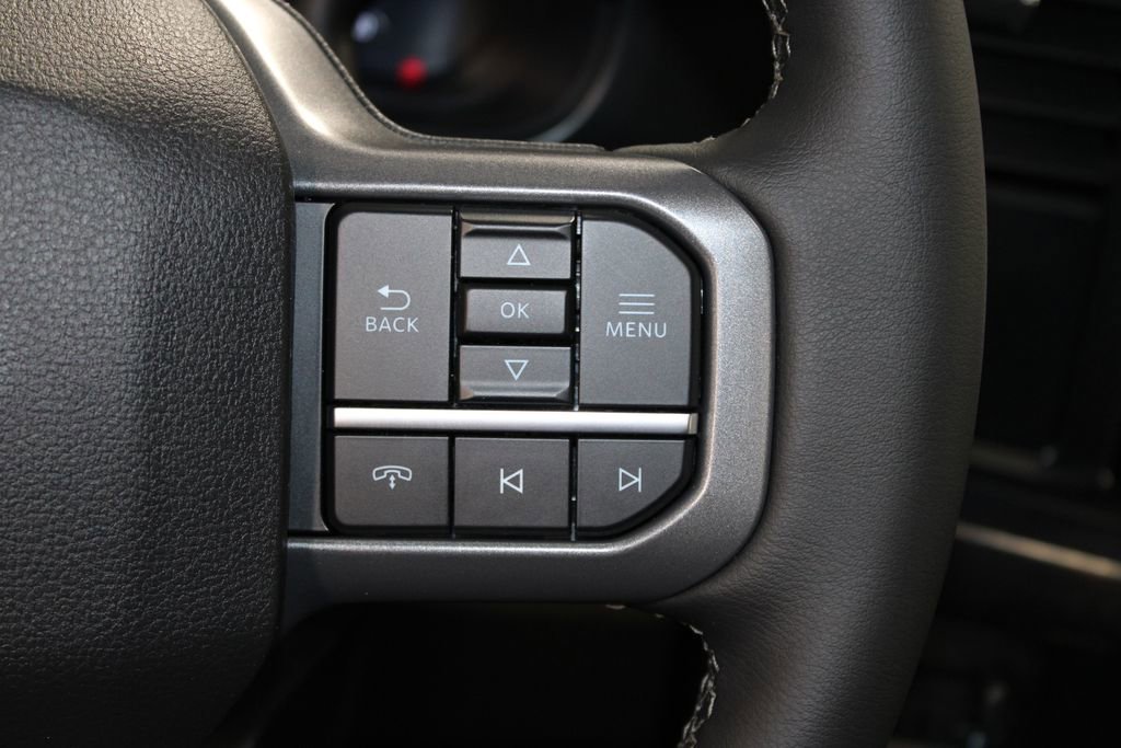 New 2026 Ford F250 Lariat w/ Black Appearance Package image 39