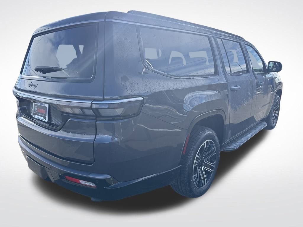 New 2026 Jeep Grand Wagoneer L 4WD w/ Premium Group I image 5