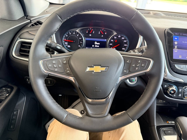 Used 2024 Chevrolet Equinox Premier AWD/4WD image 17