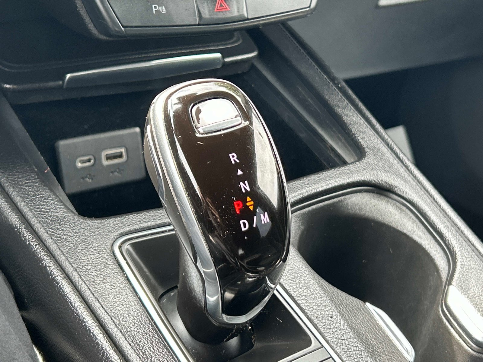 Used 2020 Cadillac XT4 Premium Luxury FWD image 27