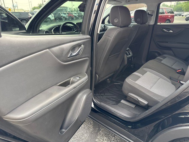 Used 2025 Chevrolet Blazer LT w/ Driver Confidence Package FWD image 24