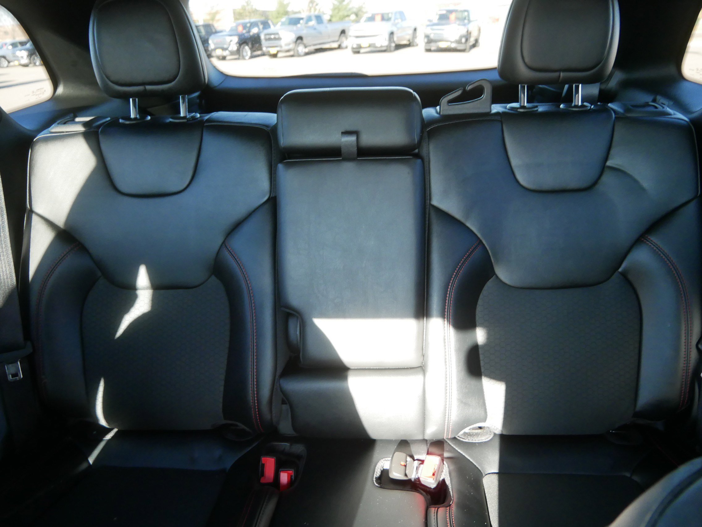 Used 2022 Jeep Cherokee Trailhawk image 13