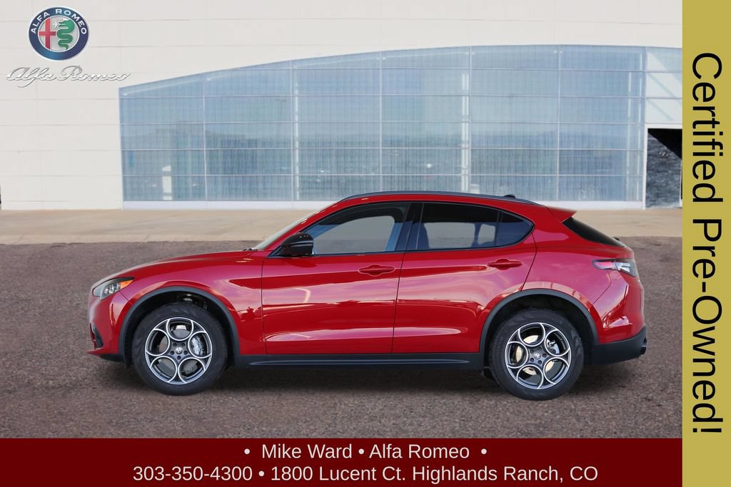 Used 2025 Alfa Romeo Stelvio Sprint AWD/4WD image 2