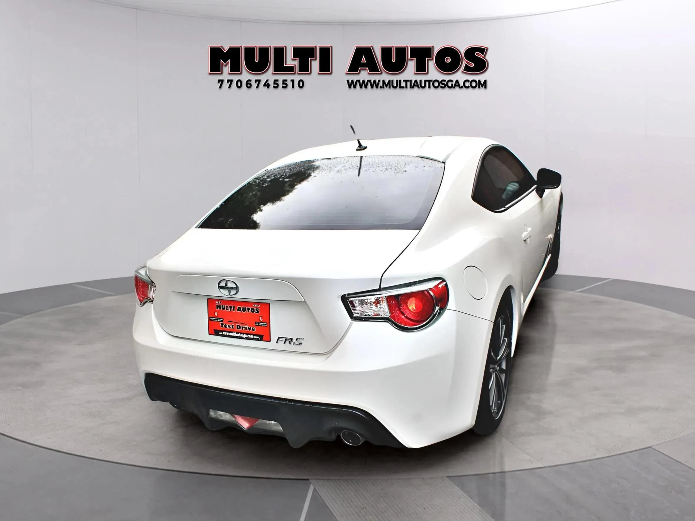 Used 2013 Scion FR-S RWD image 2