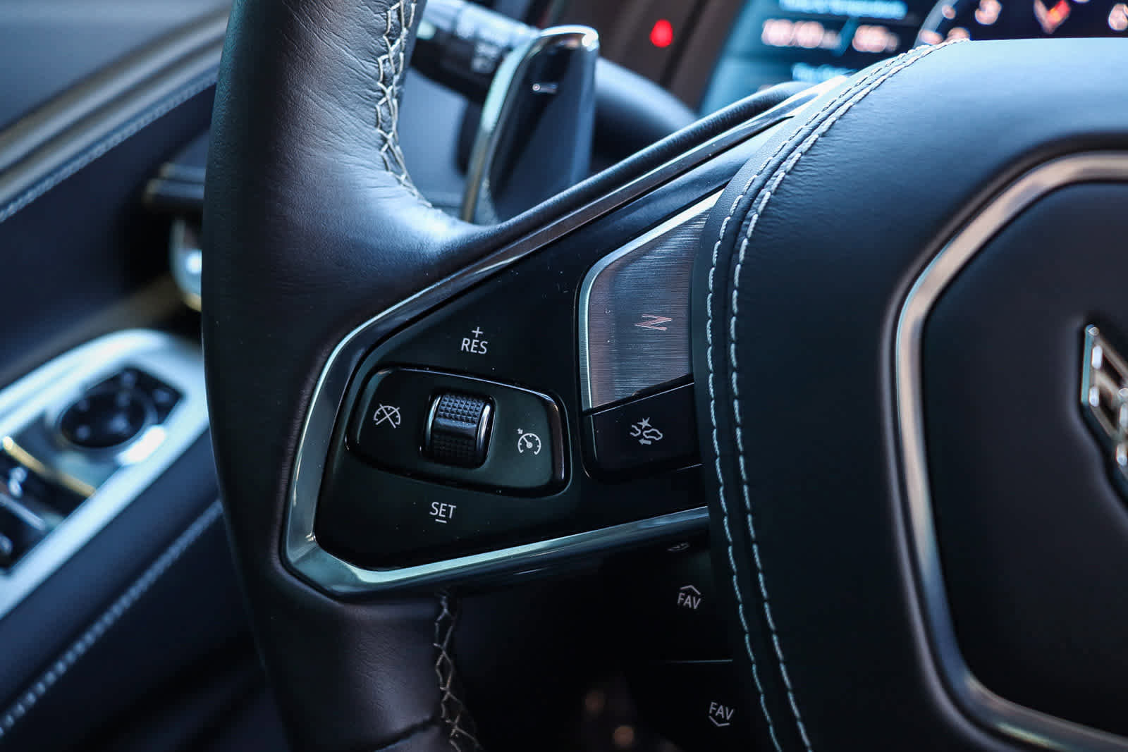 Used 2025 Chevrolet Corvette Z06 image 18