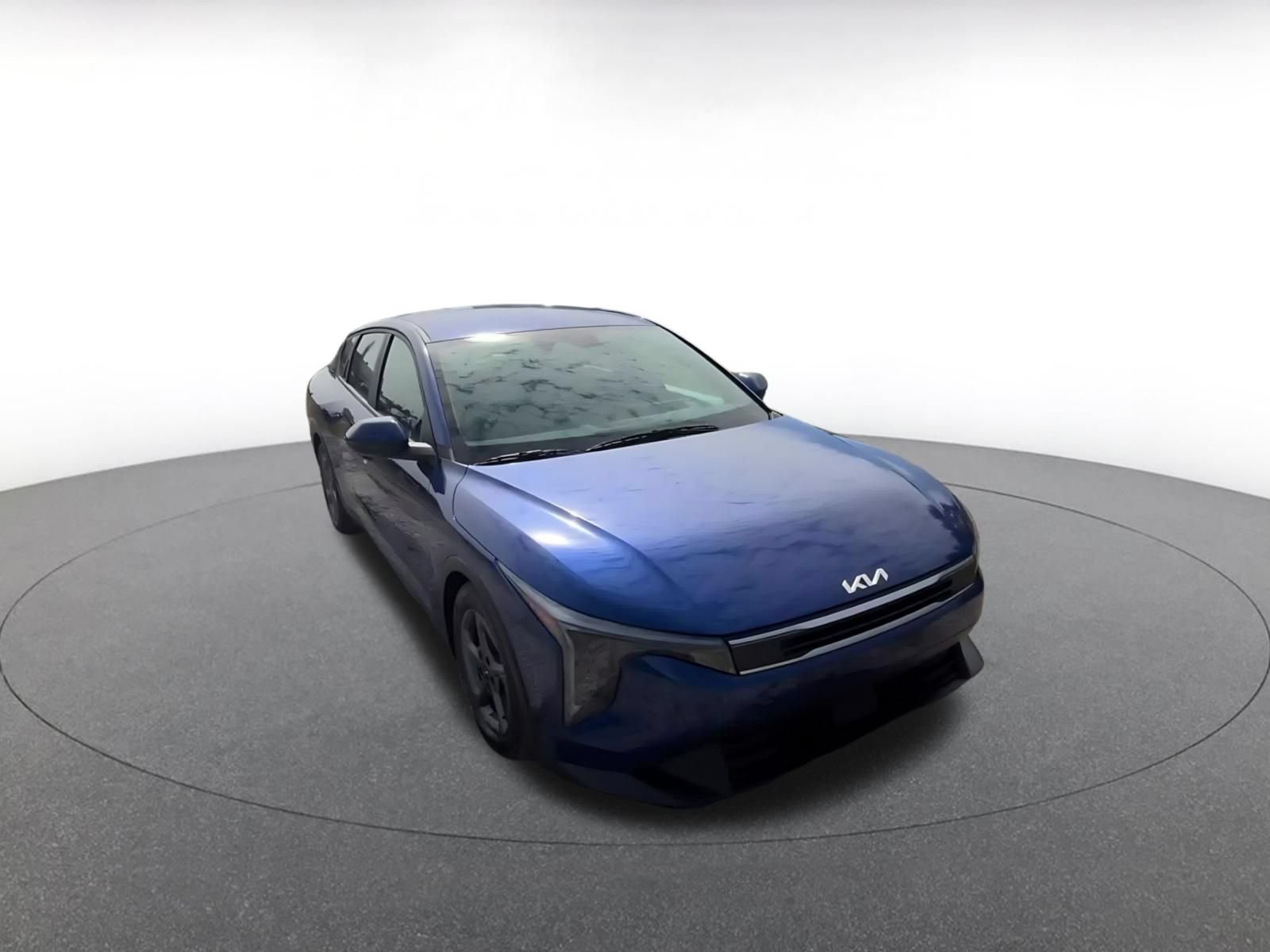 Used 2025 Kia K4 FWD image 3