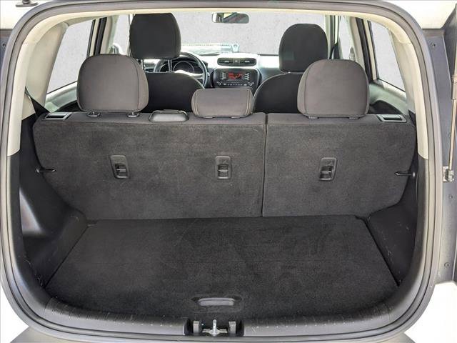 Used 2016 Kia Soul FWD image 6
