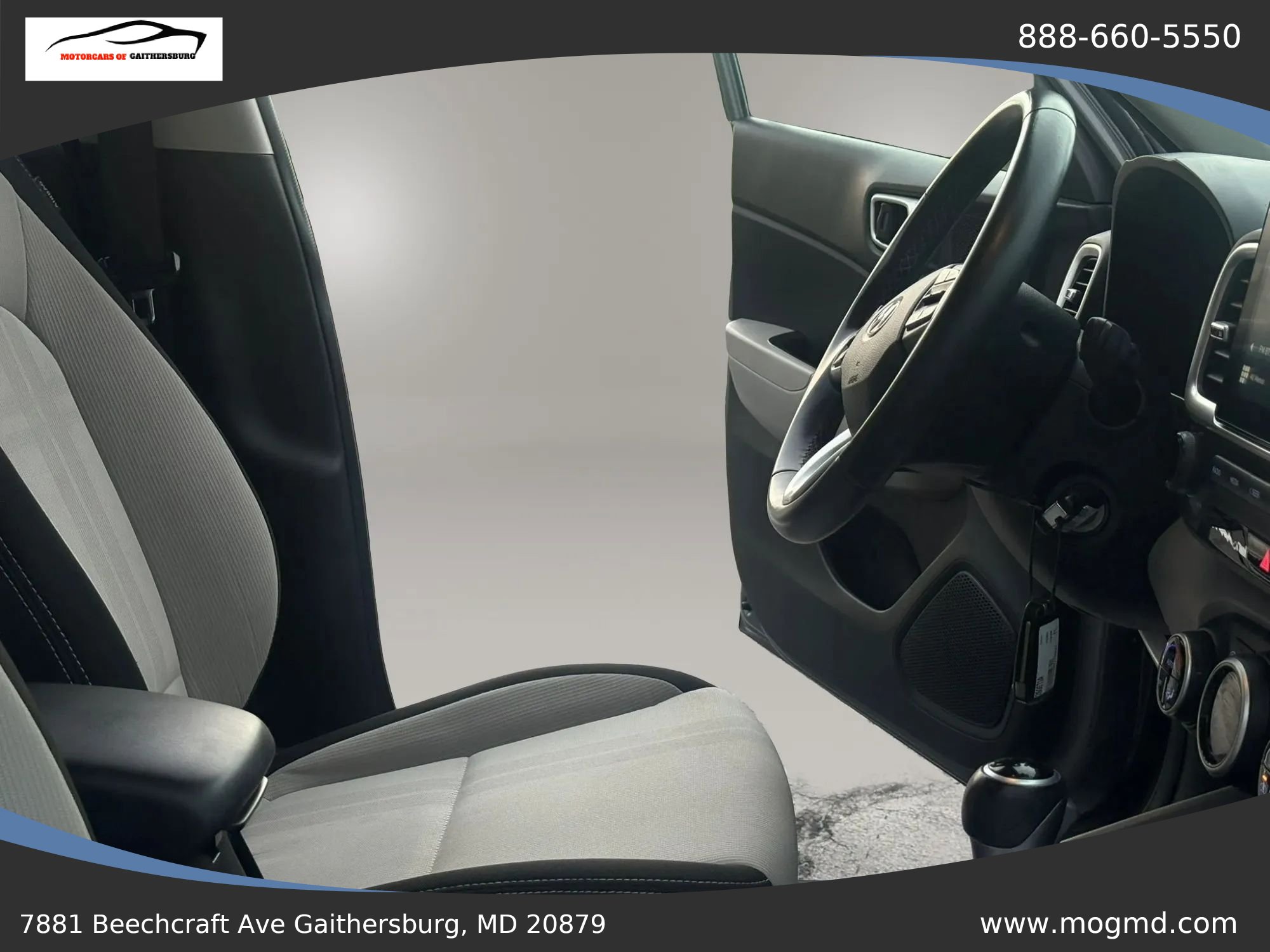 Used 2021 Hyundai Venue SEL w/ Cargo Package FWD image 20