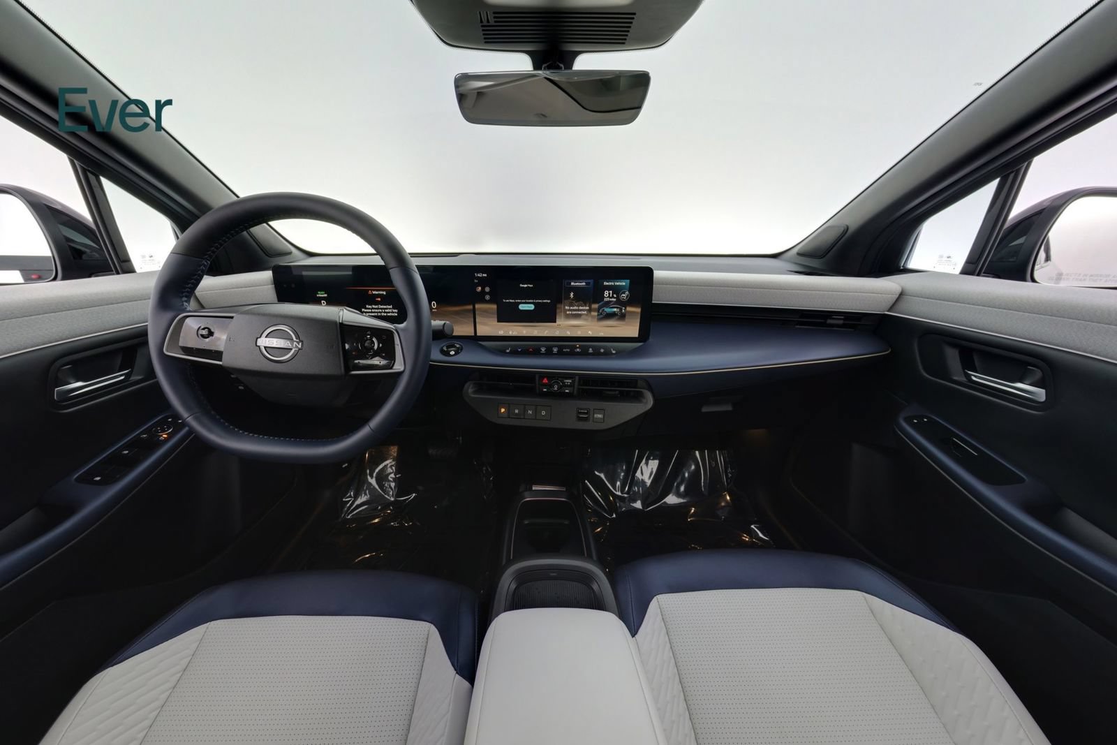 Used 2026 Nissan Leaf Platinum+ w/ Floor Mat Package (Platinum+) FWD image 26