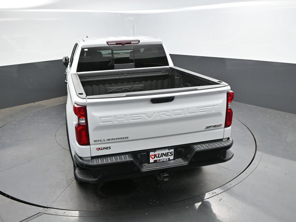 Used 2024 Chevrolet Silverado 1500 ZR2 AWD/4WD image 34